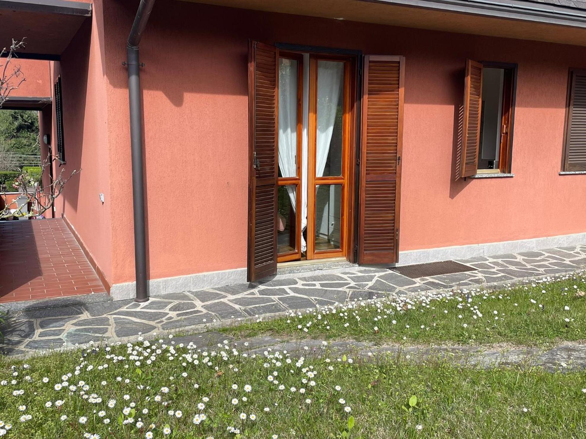 Lovingstresa3 Giardino Del Lago Zewnętrze zdjęcie